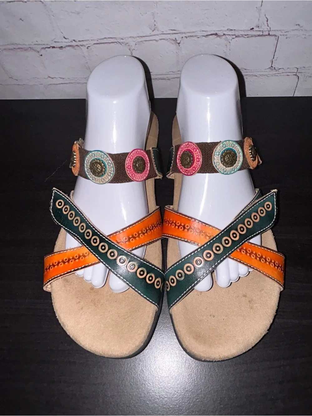 L'Artiste Glendora sandals women’s size 41/9